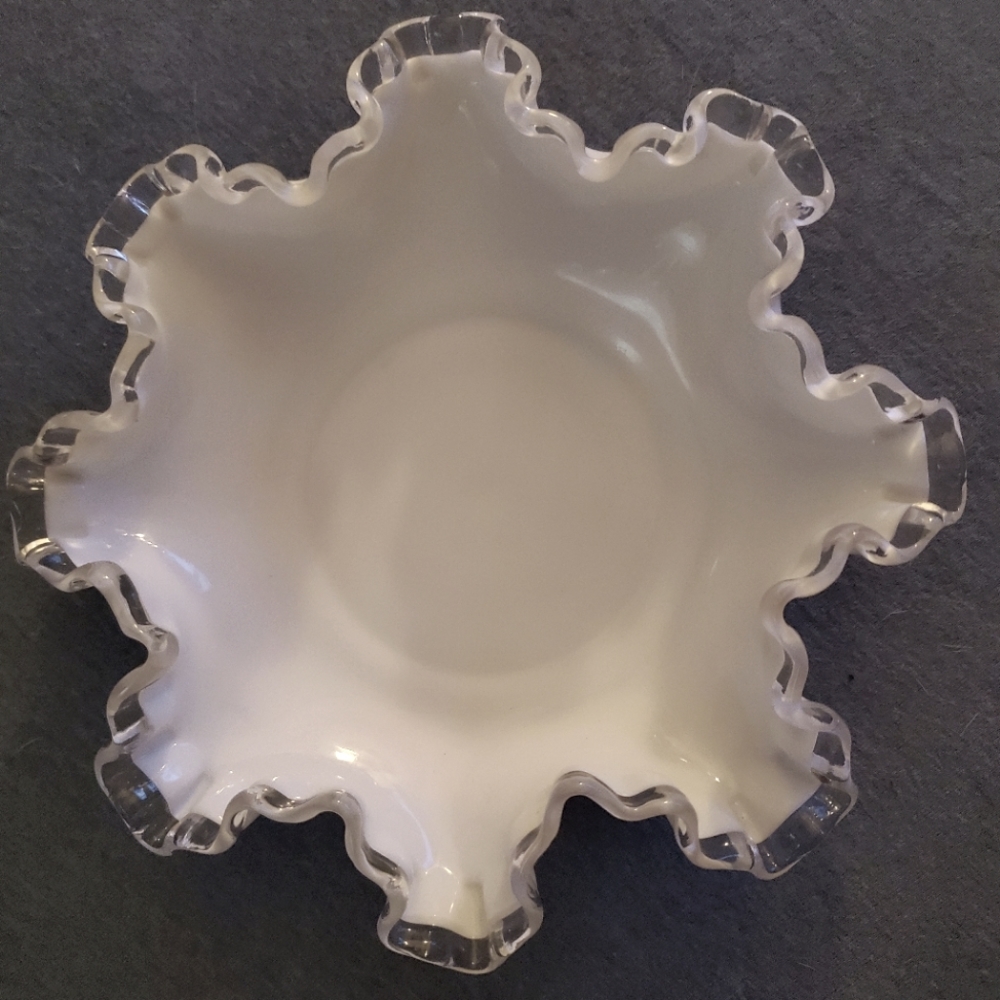 Fenton silvercrest bowl